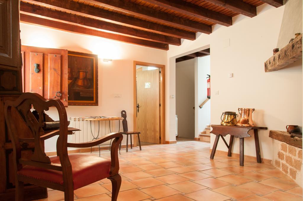 Hotel Rural Princesa Kristina Covarrubias Eksteriør billede
